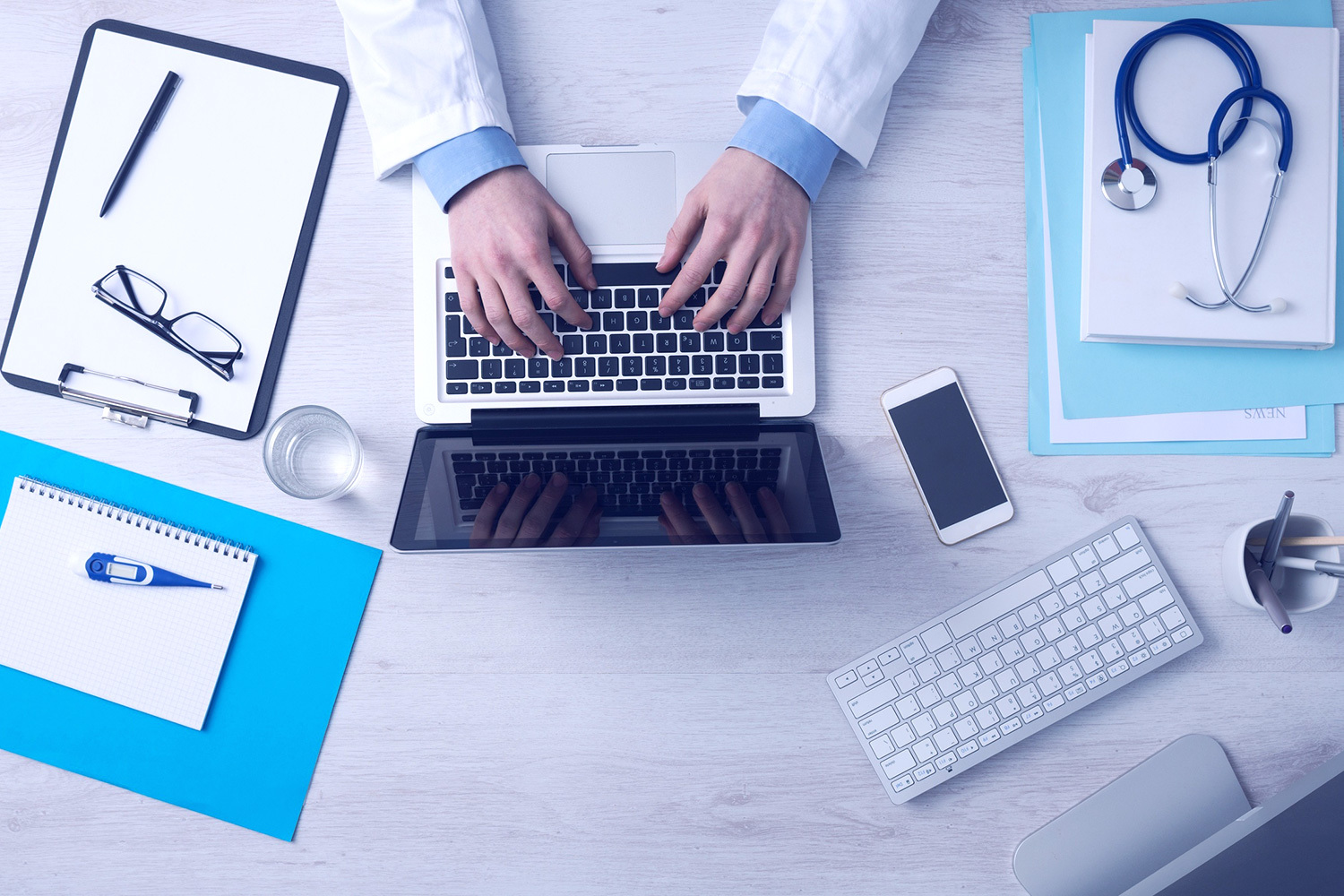 <span style="font-weight: bold;">Healthcare IT Solutions</span>
